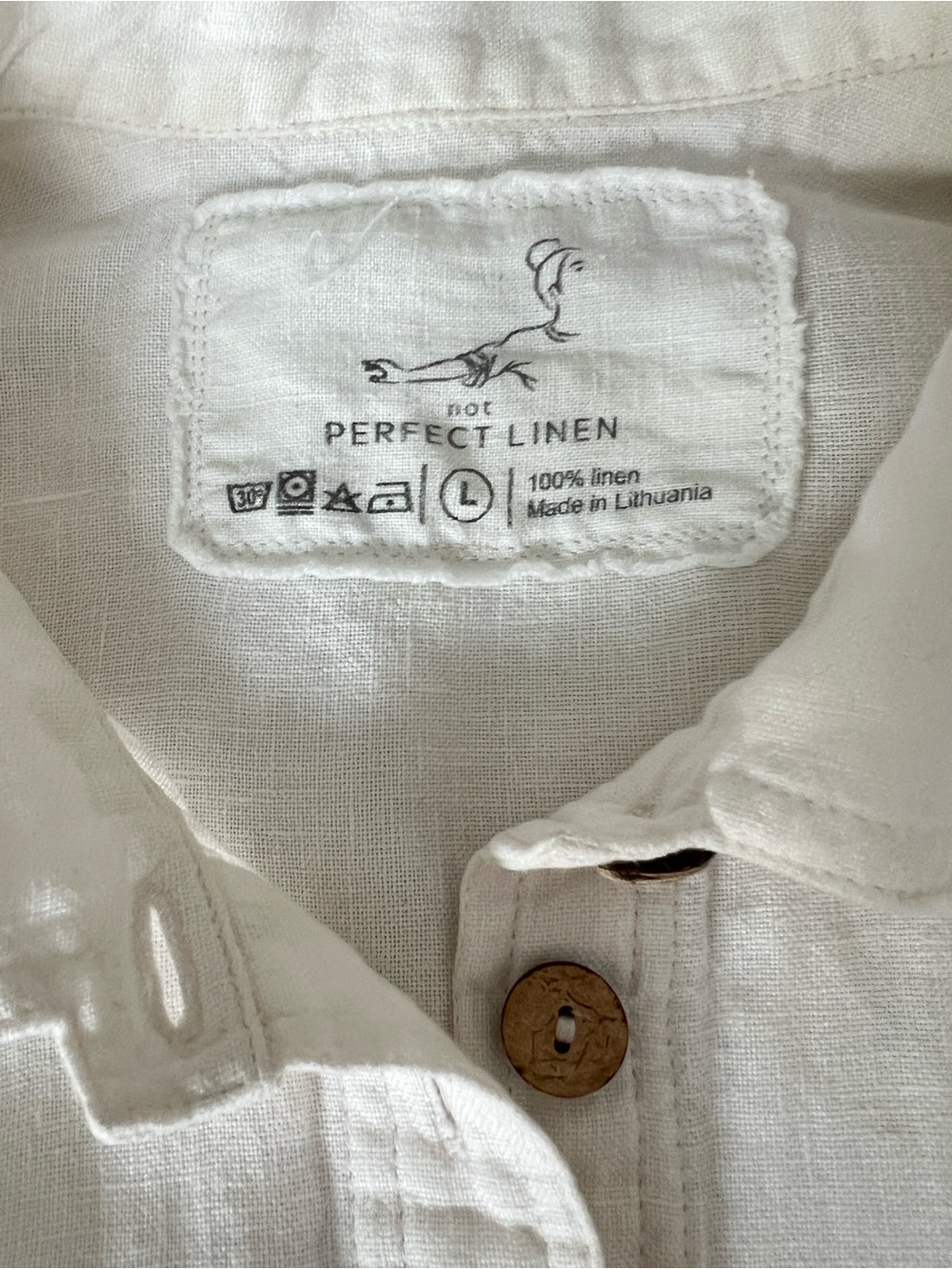 Not Perfect Linen Top - Picture 2 of 4